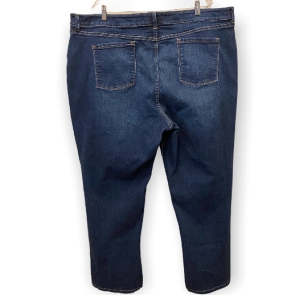 L.L. Bean Jeans, Women’s Classic Fit, Stretch, Size 26W, whiskered Straight Leg - Picture 3 of 10